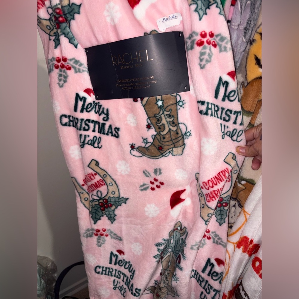Rachel Rays Christmas Country Blanket - Pink